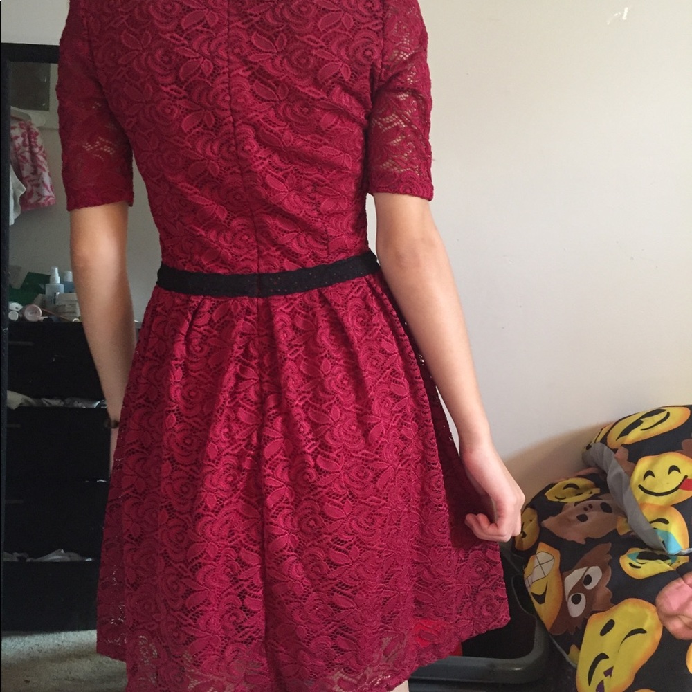 Dress - Picture 3 of 5